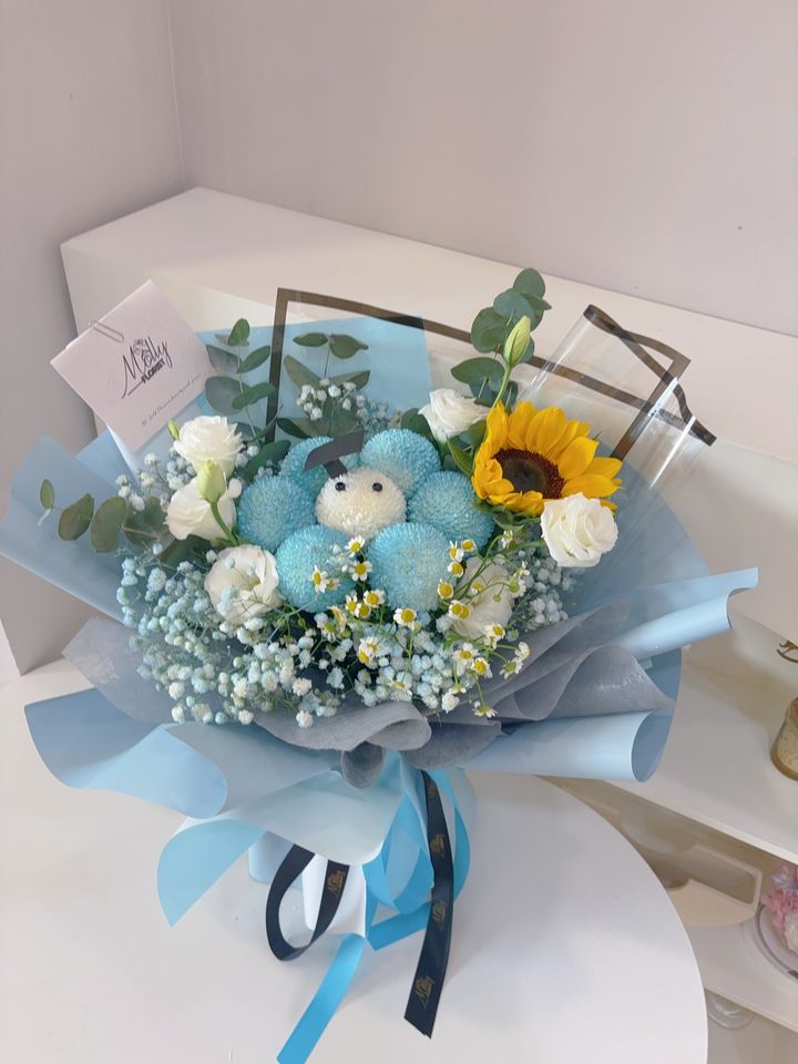Fresh Convocation For Him  Flowers Graduation Bouquet | KL Same Day Delivery
