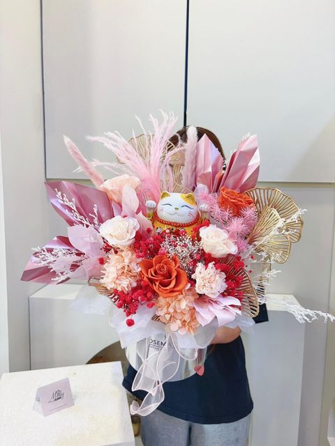 Fortune Cat Opening Preserved Flower Box