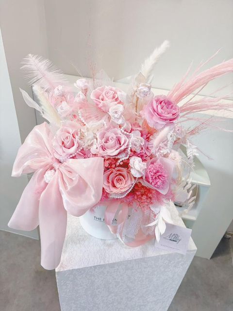 Fortune Cat Opening Preserved Flower Box KL Same Day Delivery