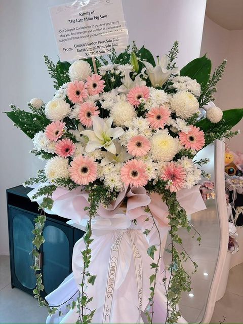 Pure Seed Condolence Flower Stand KL Same Day Delivery (29)