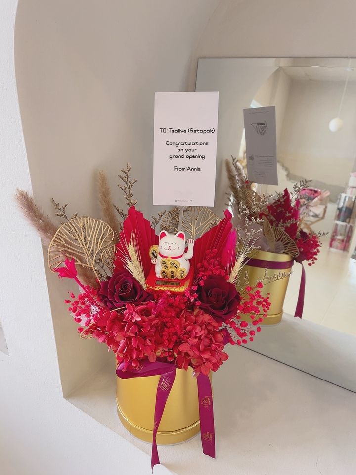 Fortune Cat Opening Flower Box KL Same Day Delivery Kuala Lumpur 01