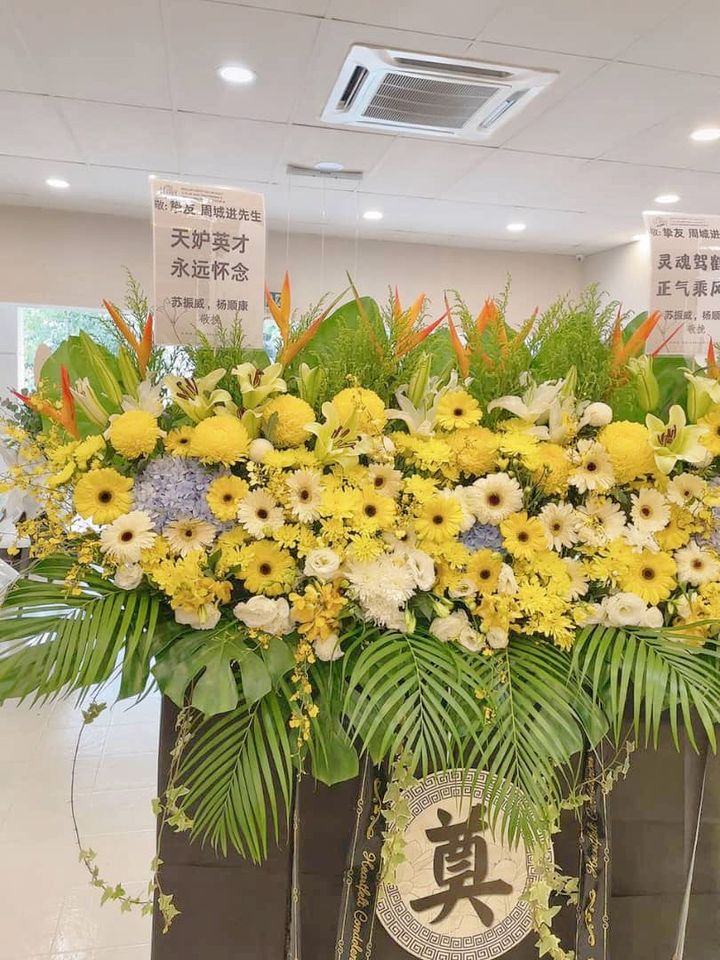 Condolence Flower Stand KL Same Day Delivery  XL(10)