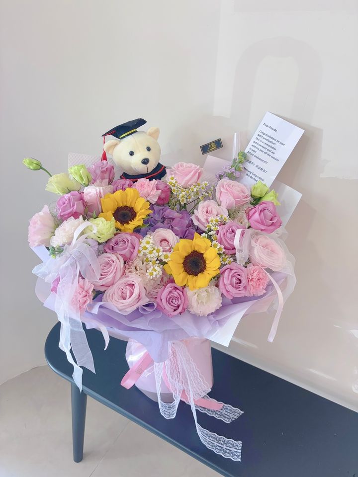 Graduation hydrangeas Bouquet