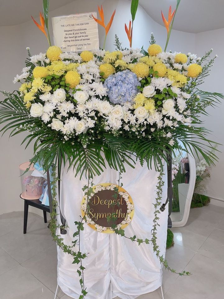 Condolence Flower Stand XL KL Same Day Delivery(10)