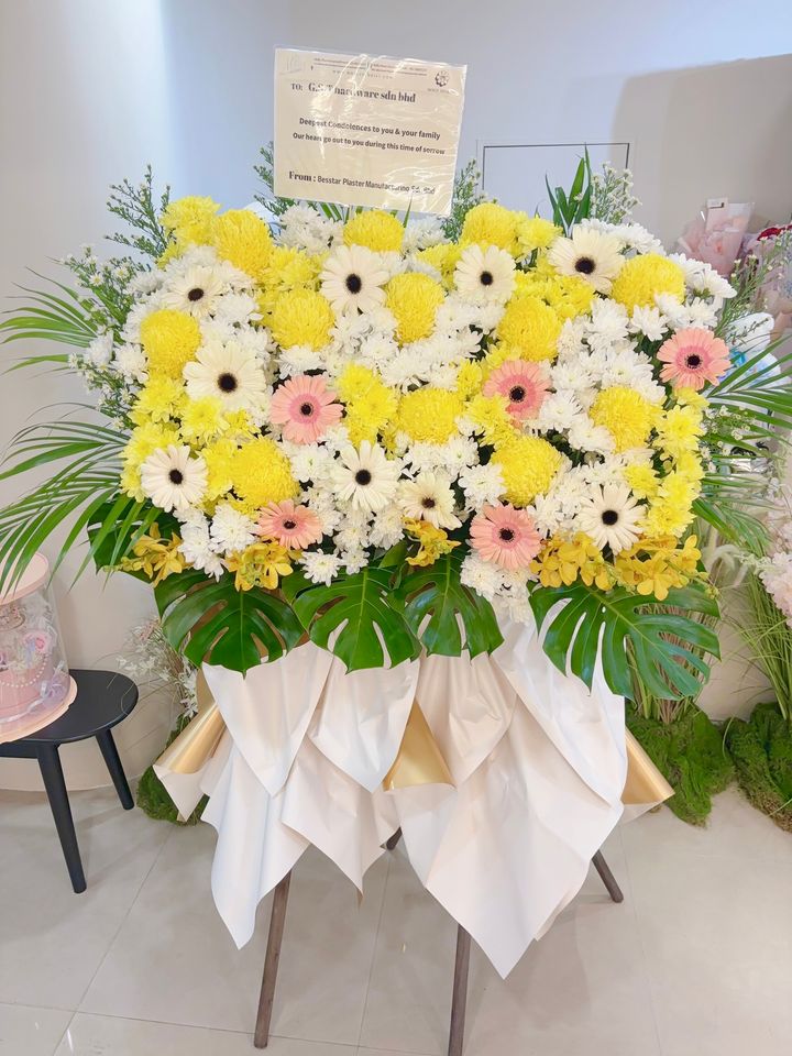 Funeral Flower Stand KL Same Day Delivery (17)