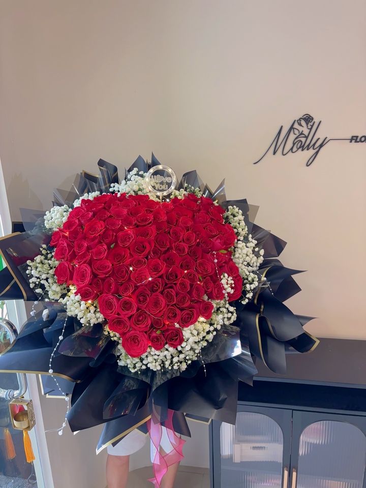 99 Stalks Rose Proposal Bouquet