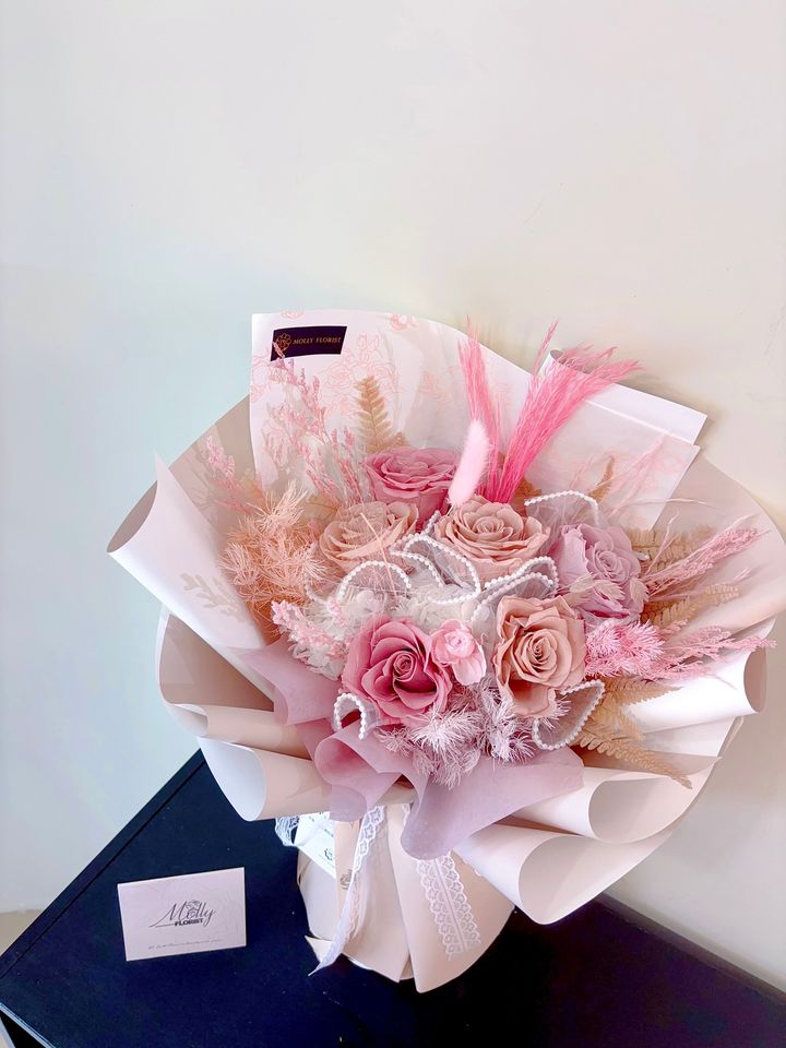 Milk Tea Blush Love Preserved Flowers