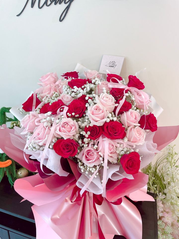 33 Stalks Roses of Love Flower Bouquet KL Same Day Delivery
