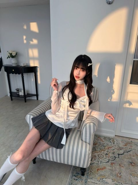 DEC47E5F-D277-48AF-B3F1-6E2FBD7F7025