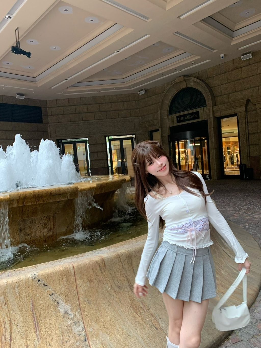 25A63ADF-90F2-4D72-AD21-3CC72BABA382