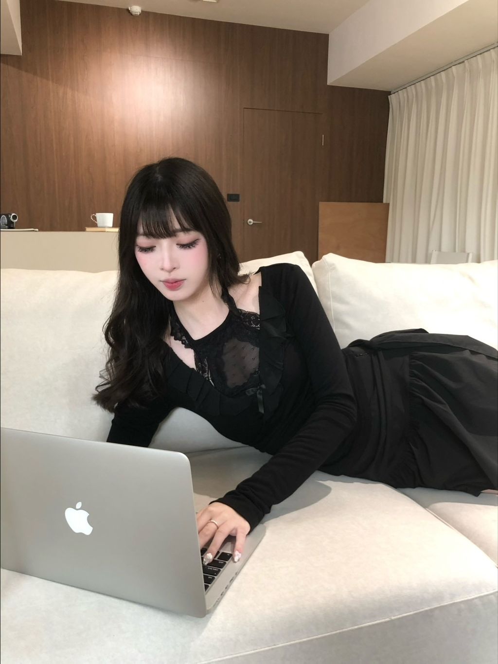 6C44EFEA-88A7-43A3-AACA-33339BD9D352