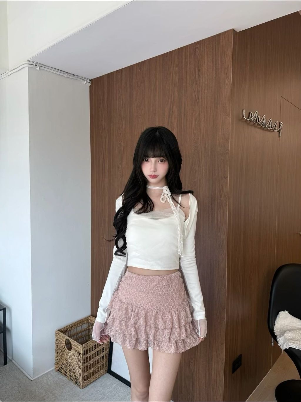 E9A280C6-7684-4646-9833-7207740FE5EF