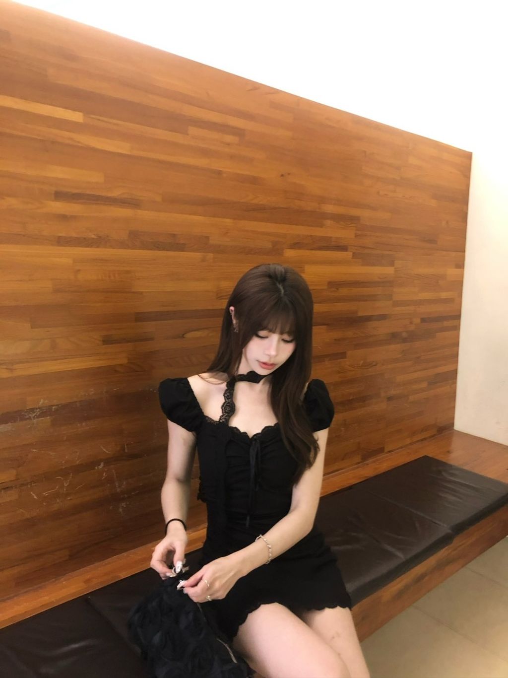 1F097DF9-CBC3-4D37-8771-26384A88B8CA