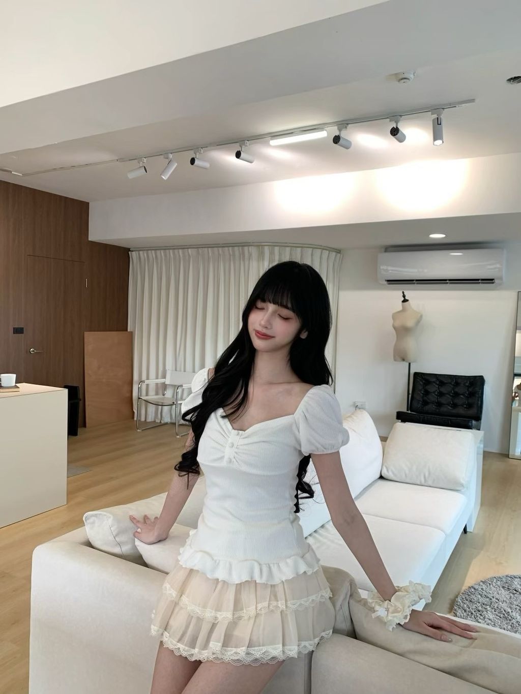 77CCBAF9-CFE7-4C3C-BCE1-75B4C8C5193B