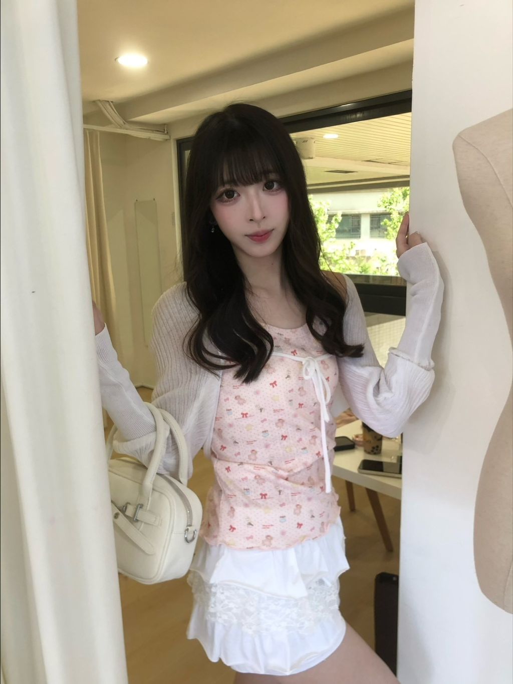 FBA5B64B-A567-4755-92A1-2B11E2E19DE7