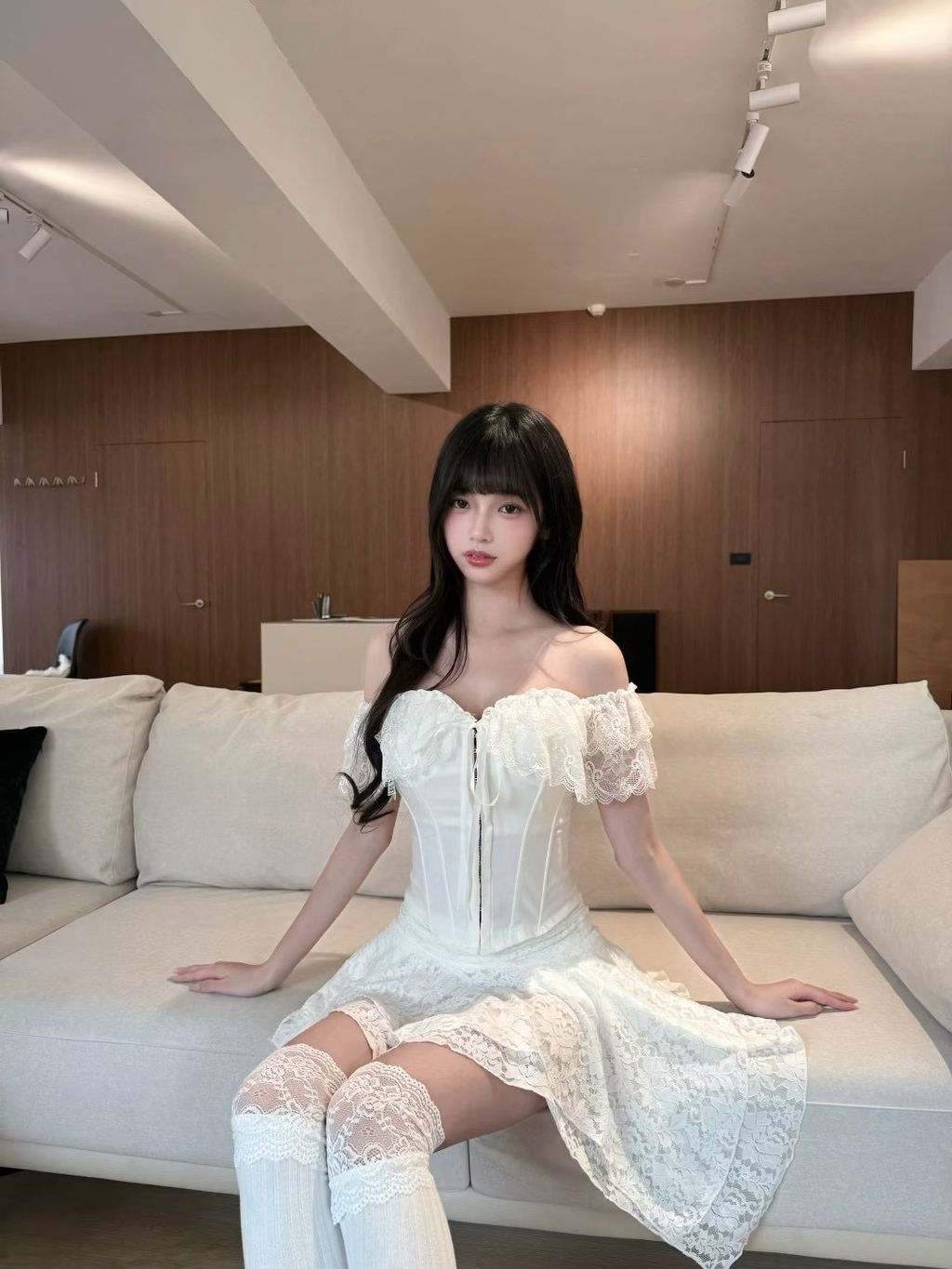 8101B202-C4FB-4700-9BD0-BEE448875F58