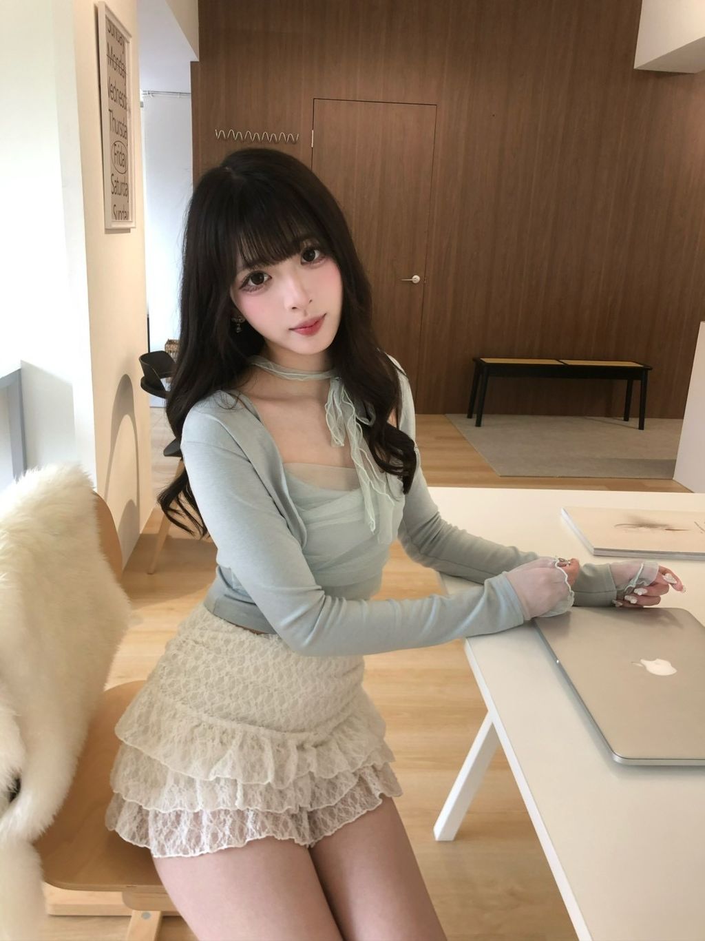 301A0B70-8D2A-466D-8C43-829C51F84174