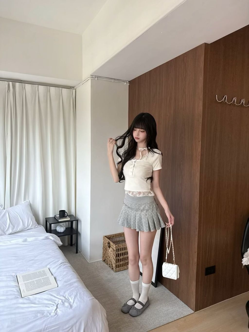 7EECEE57-5B49-4C9A-B9A9-2E28BF0F8E41