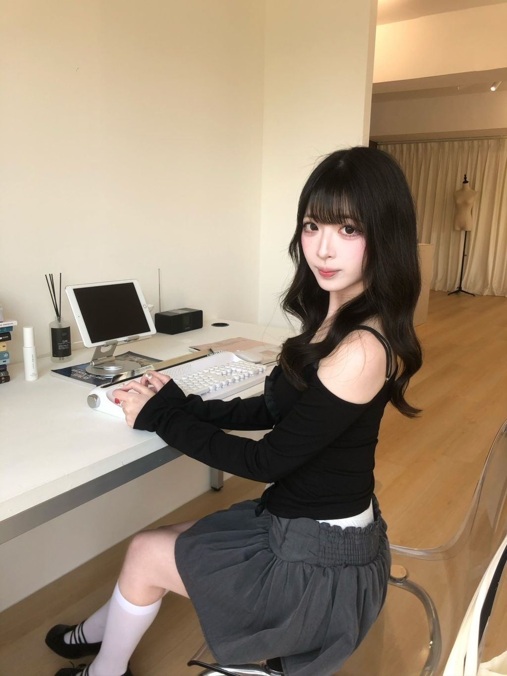 1A1069B7-1154-4BA5-8872-84008009E2DC