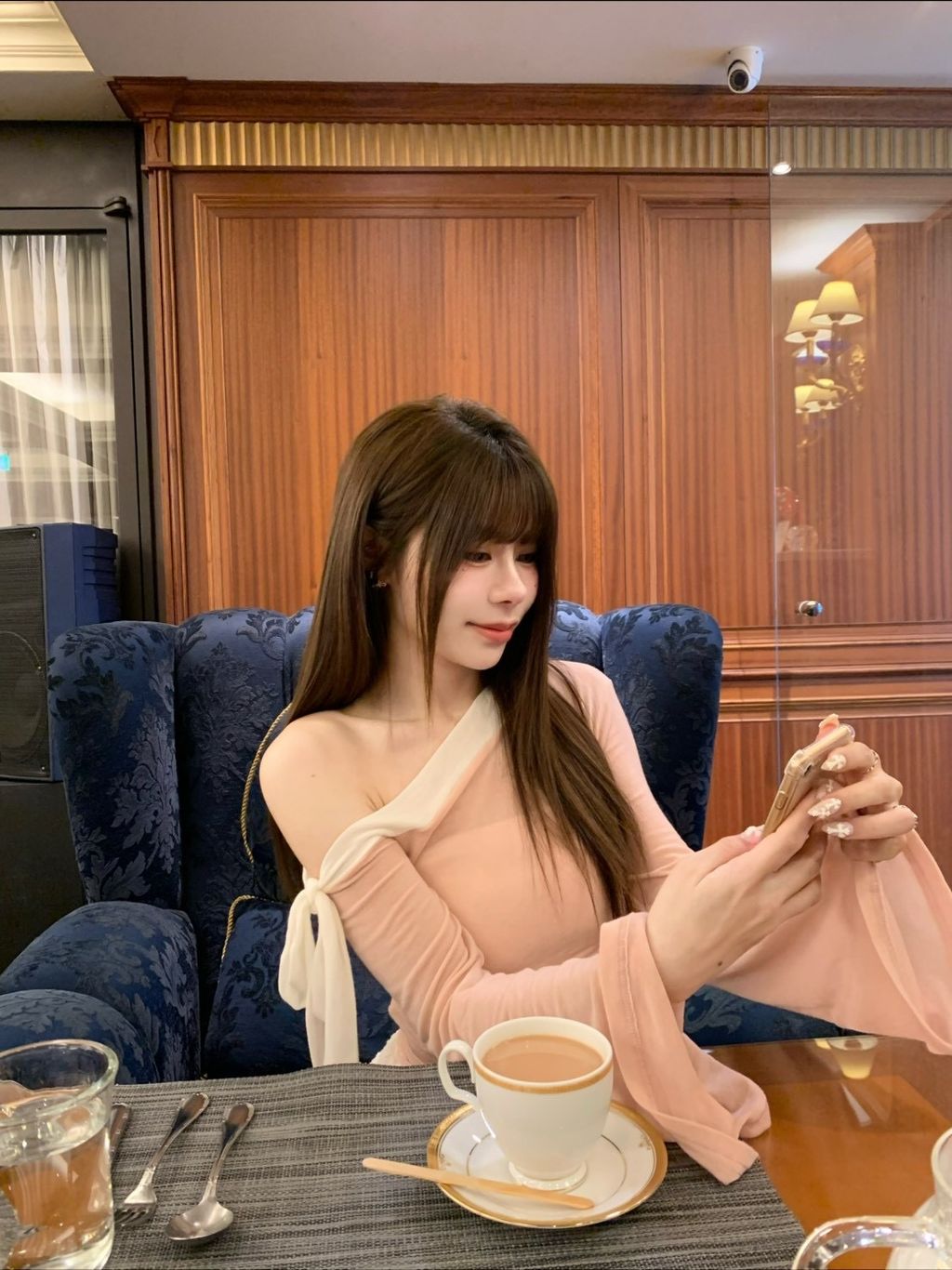 C307CDC0-05E5-443F-B467-CF9E0450C0EA