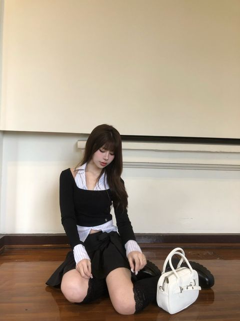 F9608212-C816-4D44-98AE-0C9101F67E45