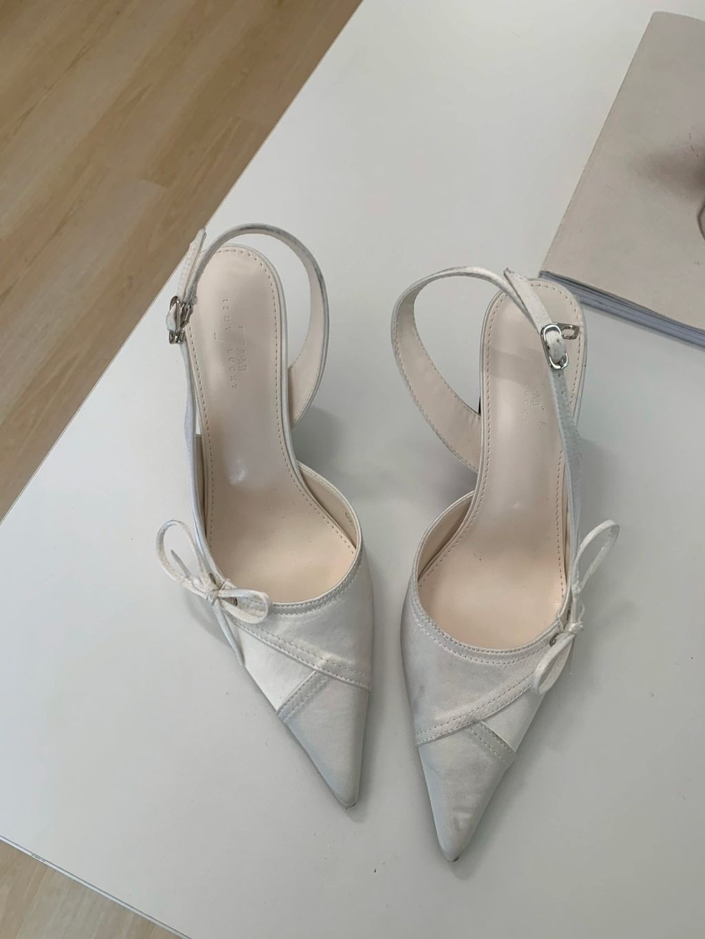 D213B32B-2499-4CE2-91EC-33B44DBA63EE