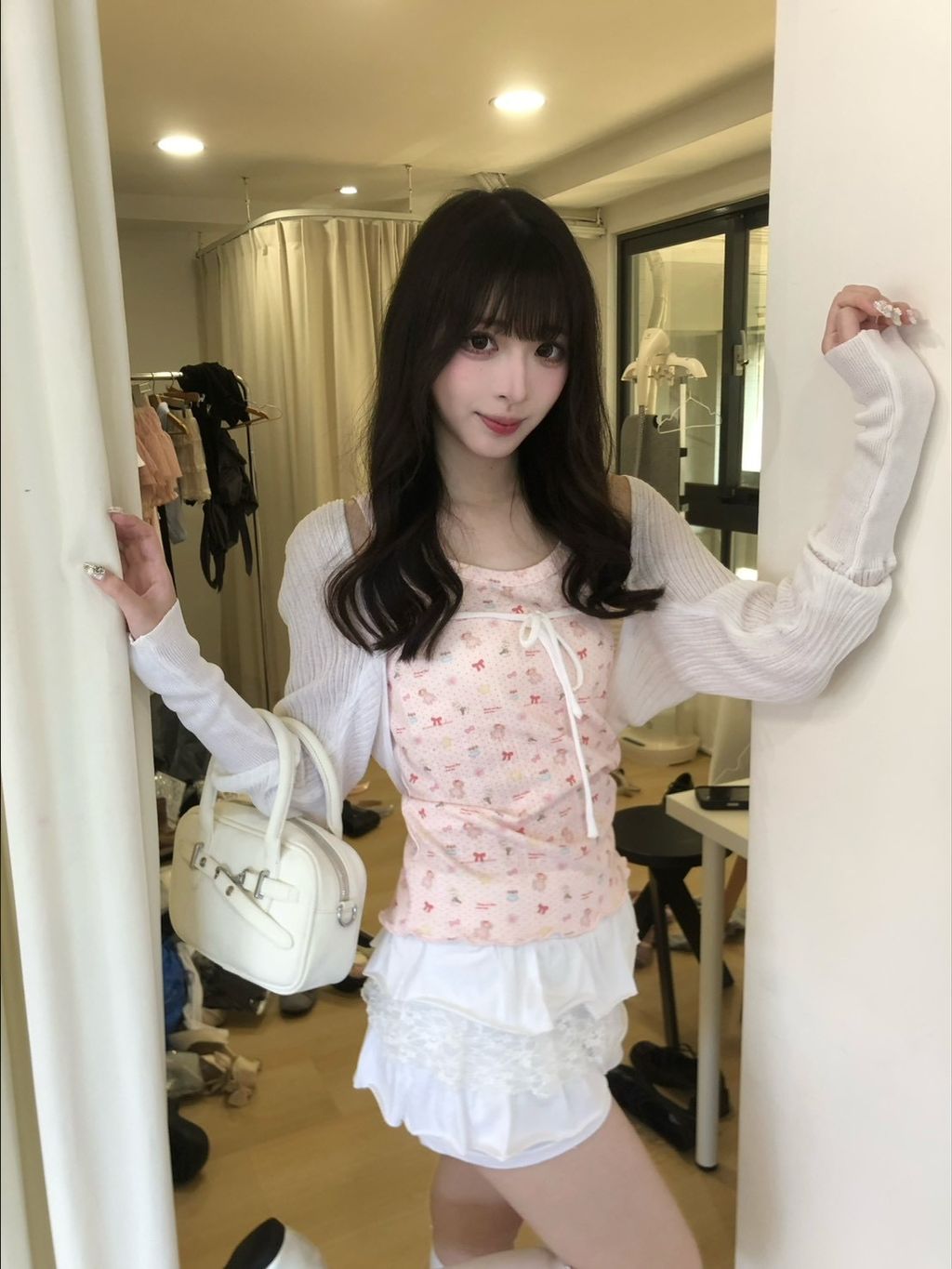 B8D27AE7-E10C-46F6-925A-FB48B67C2906