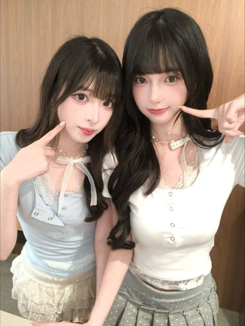 3888DF90-6936-497D-9FA1-DE550F66E1C4