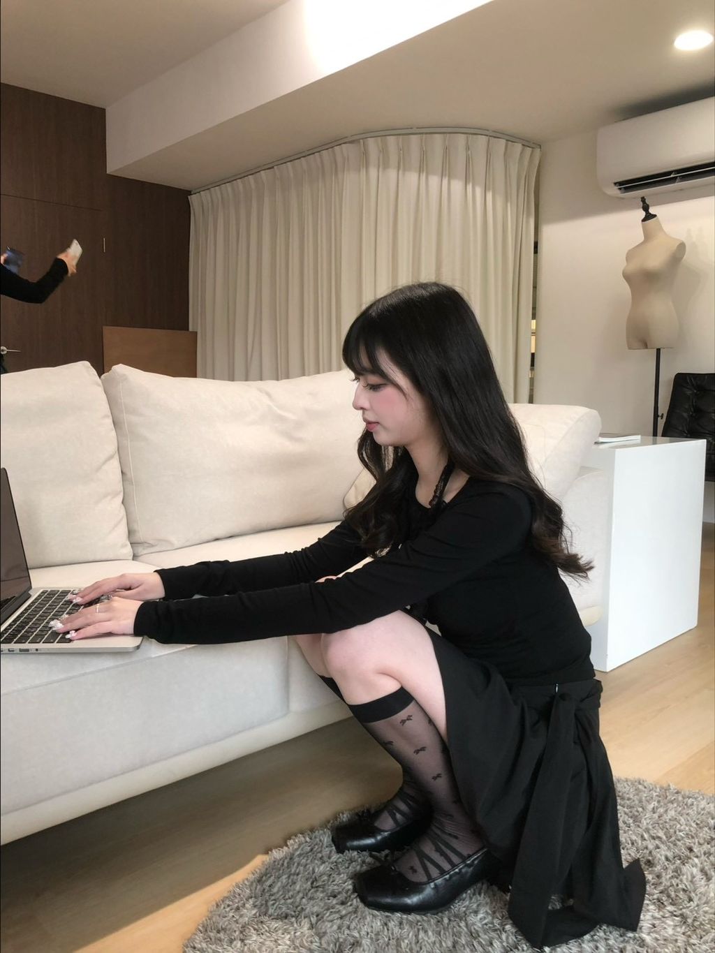 9FB172B6-B28F-45BA-9C91-569911BFB53A