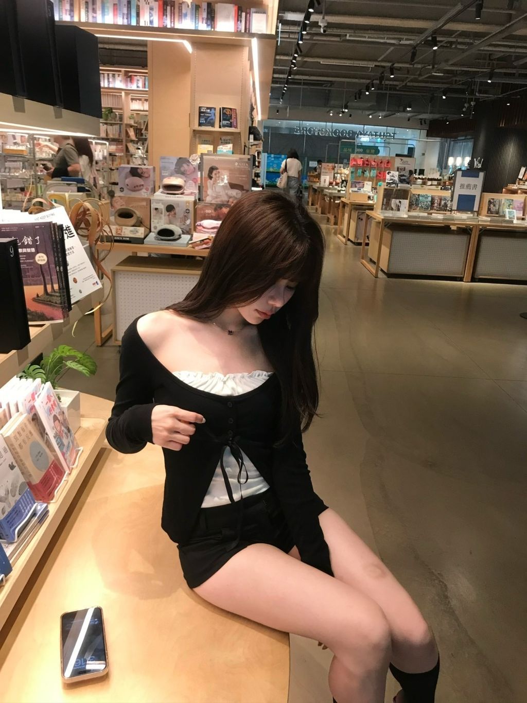 8D3768B7-6AC3-48EA-B865-E06666CF1B81