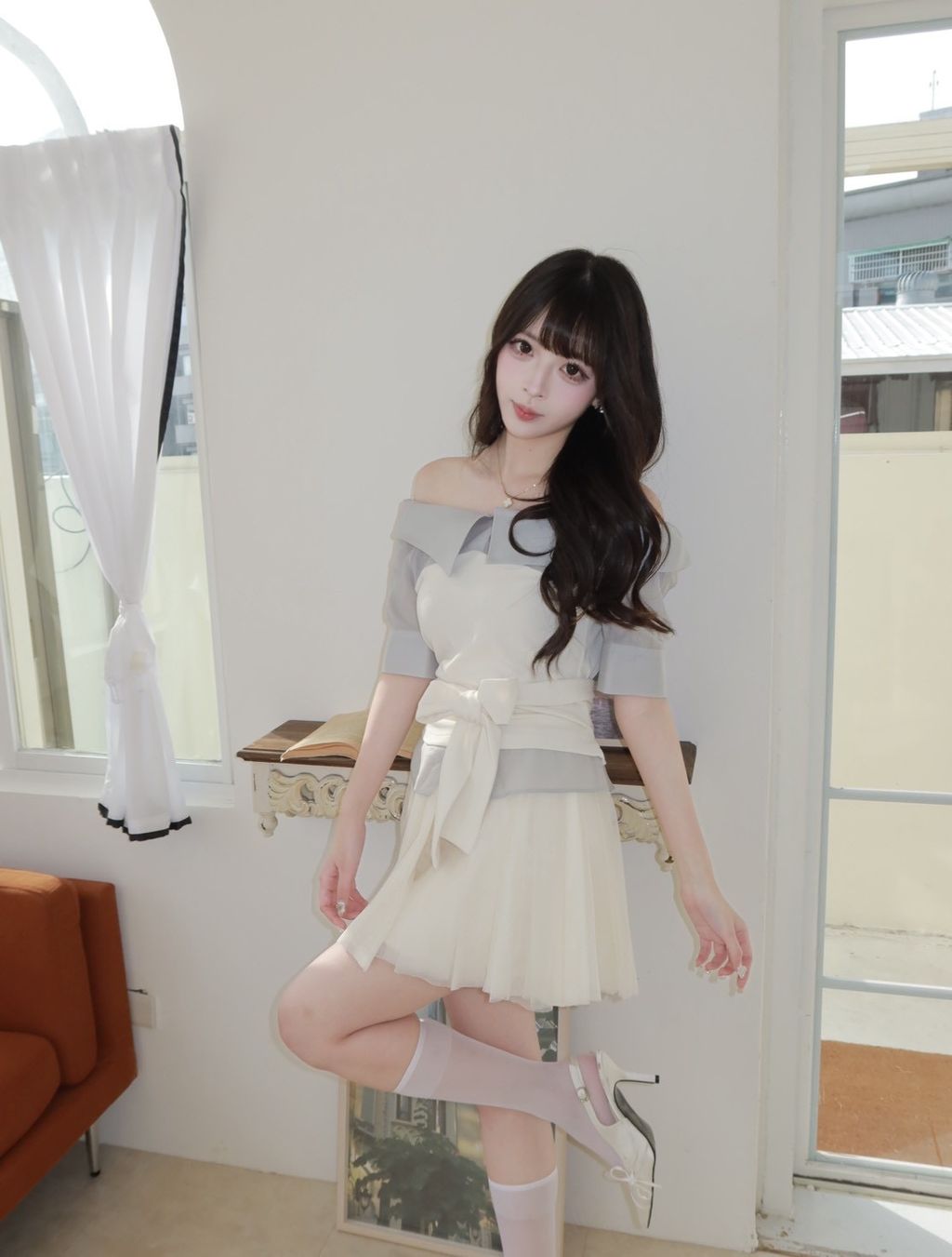 D8C87291-B80A-45BA-BC00-036A39E07330
