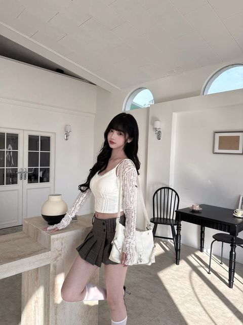 3DFBD8CE-ABF3-4691-9AB9-7A0D090878AB