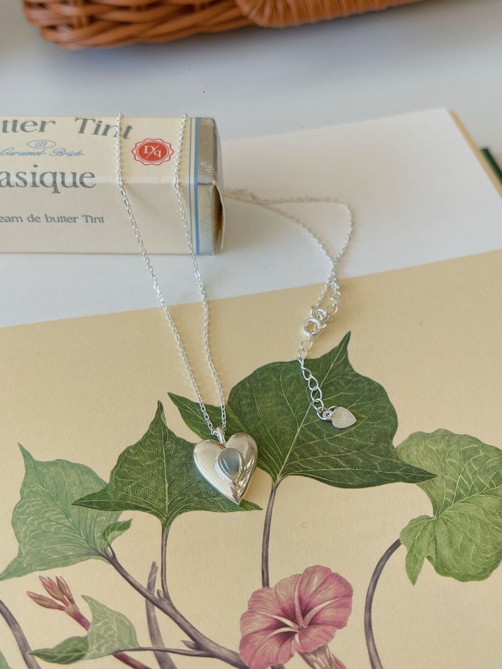 LINE_ALBUM_202375_230706_565