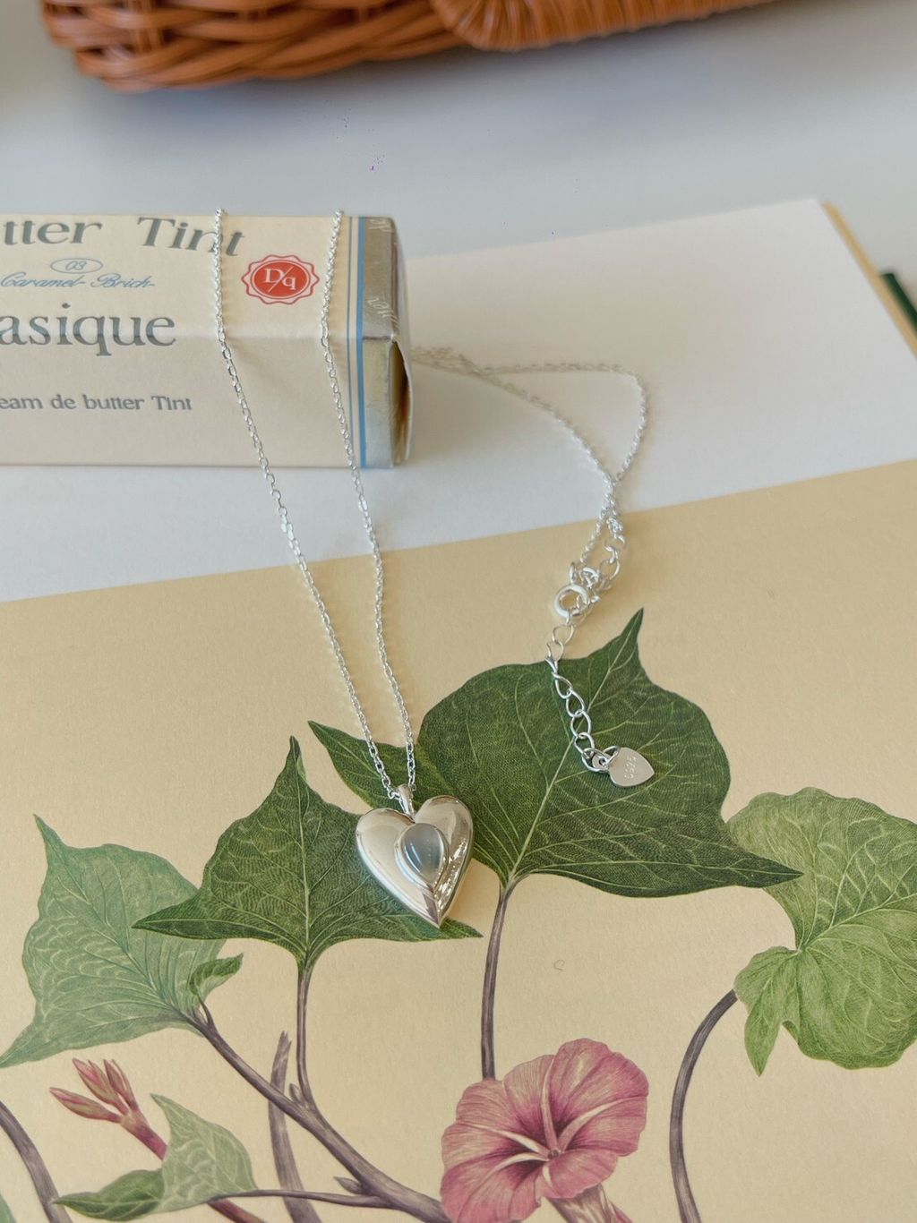 LINE_ALBUM_202375_230706_566