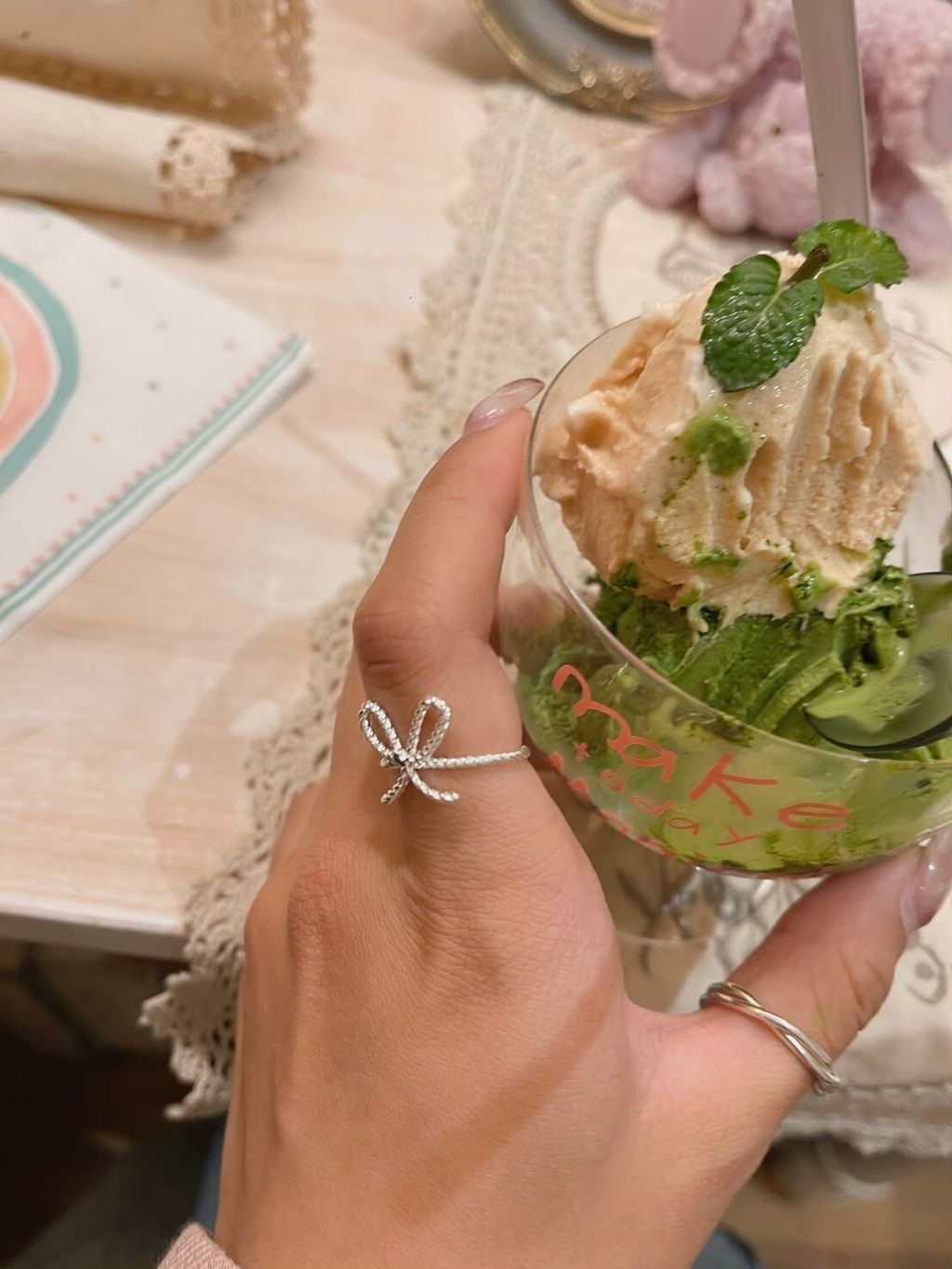 531155A4-E4FF-47C5-8E35-B8ADFD784CF5