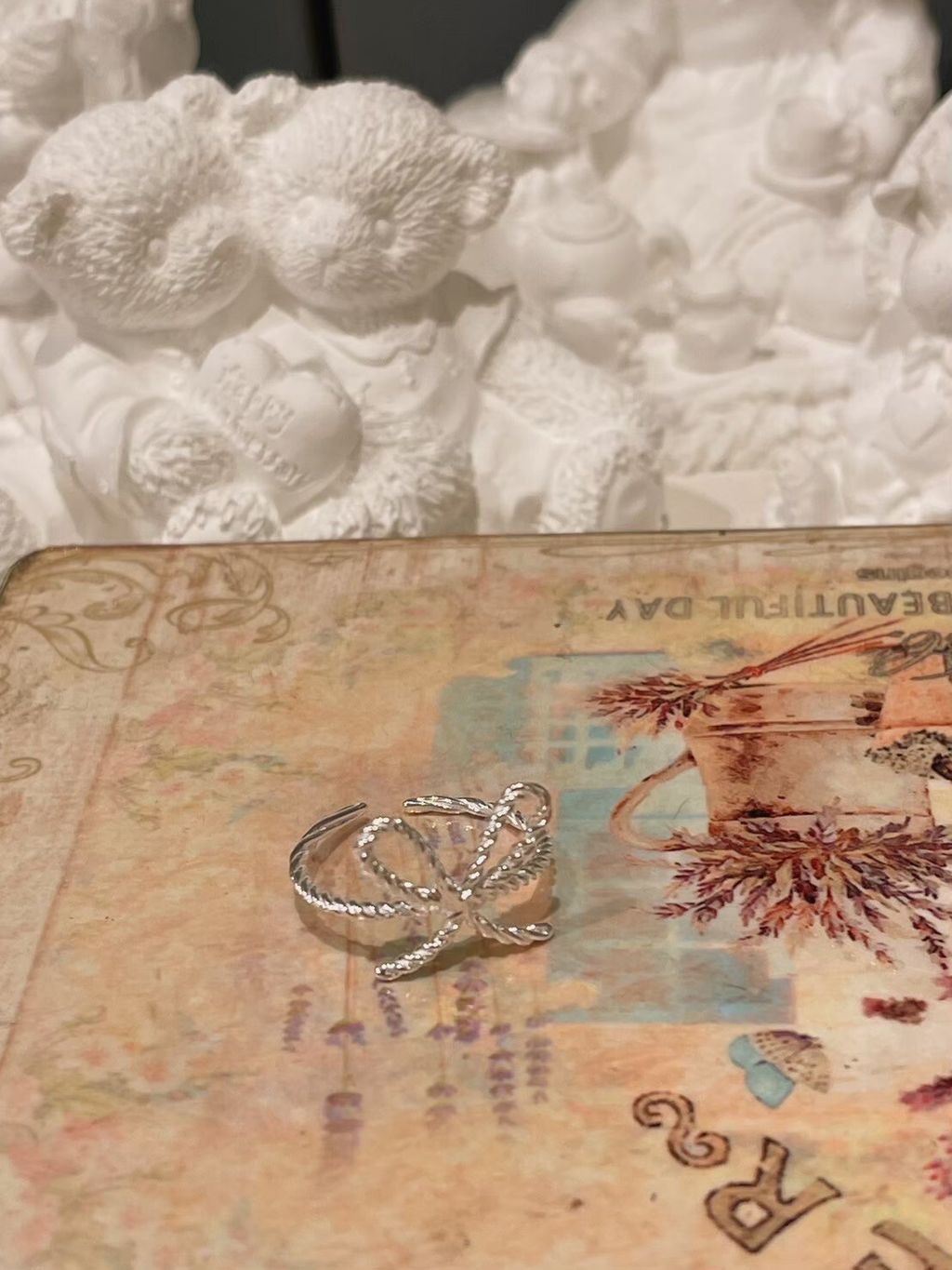 E05168D8-DEE6-4300-9649-27D4C22E7600