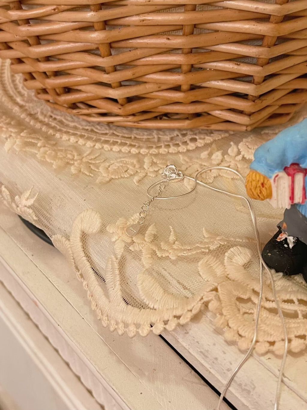 96A43B75-BFBD-4CA8-B131-6711747F7AD8