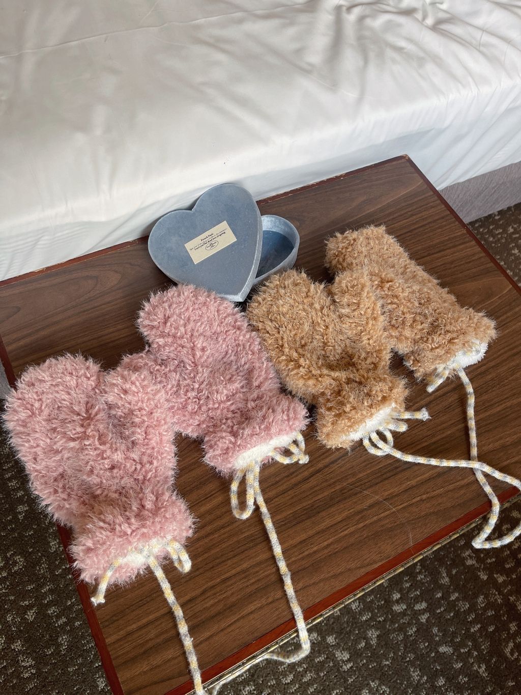 949C4ECA-5C21-4F1C-8570-AB44EB64178F