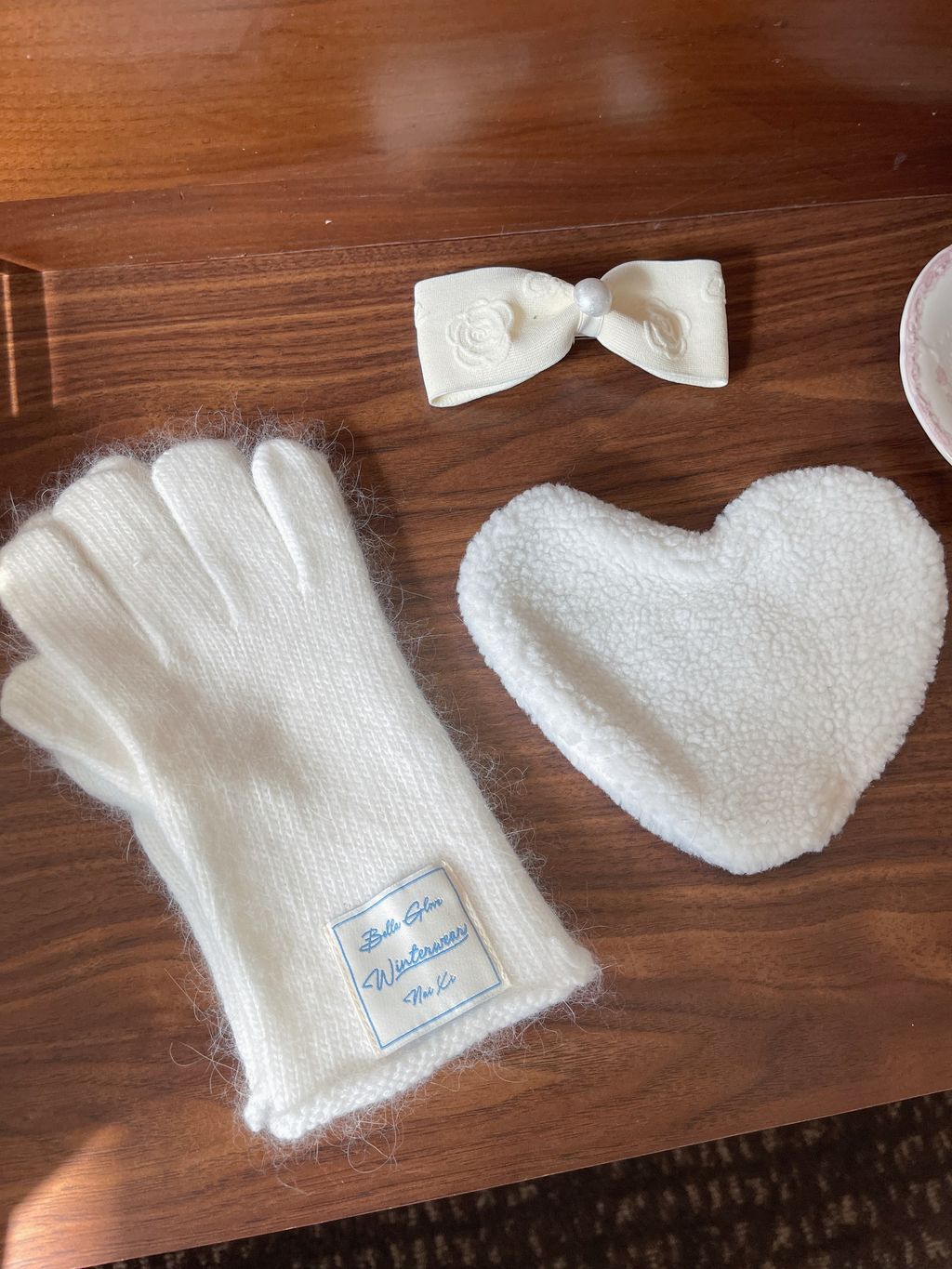 AA6203E4-FCD7-4B7E-B96C-DF7AC9A033F4