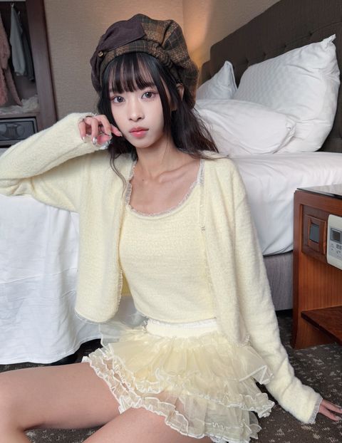 843A00B6-5560-4A61-A15E-11EEF8E95D7F