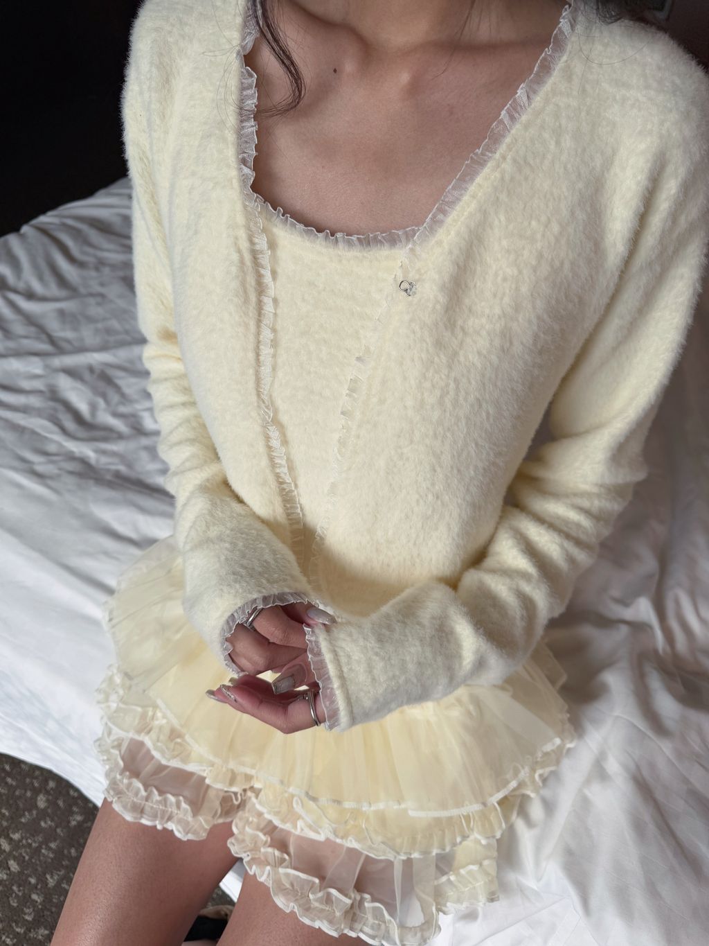 E2BE5F5B-A989-439E-B15C-8F84C2E5CD56