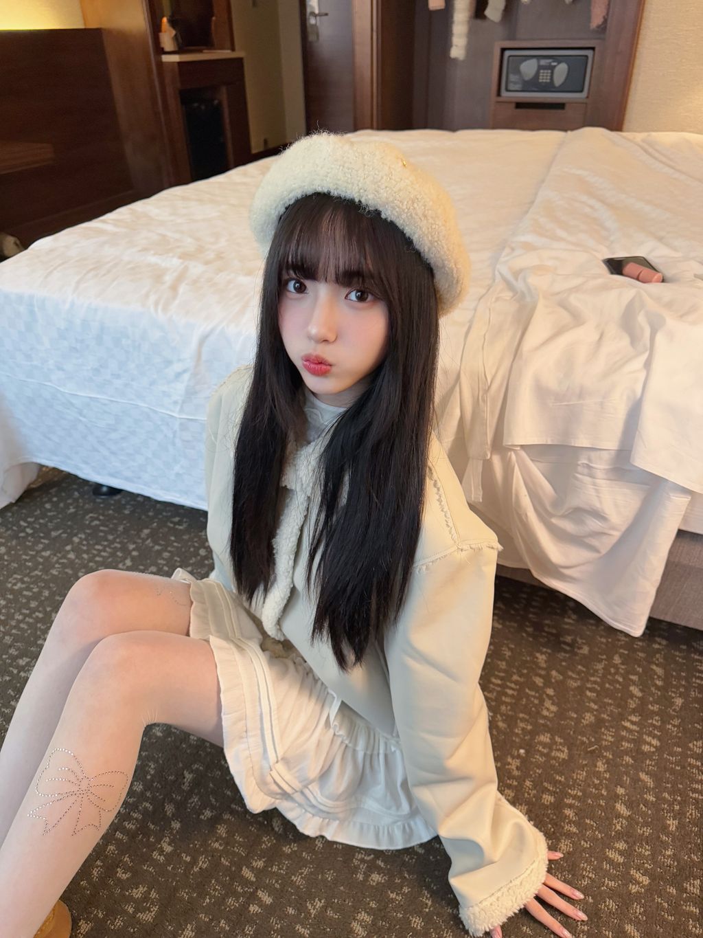 72E5EB5E-EEC0-4933-ACEC-381CEA98B2D5