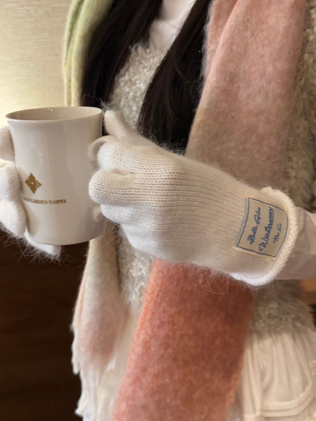 6F492D46-3ADC-4B83-AEC4-D688F553A0AE