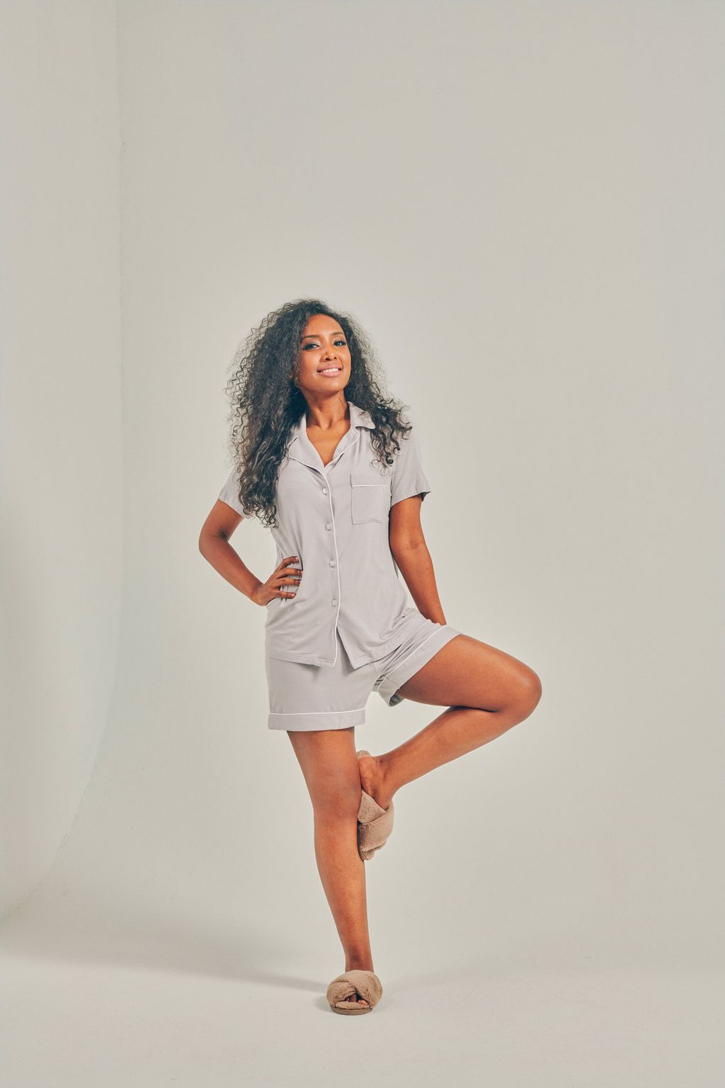 KENDRA LIGHT GREY 3 copy.jpg