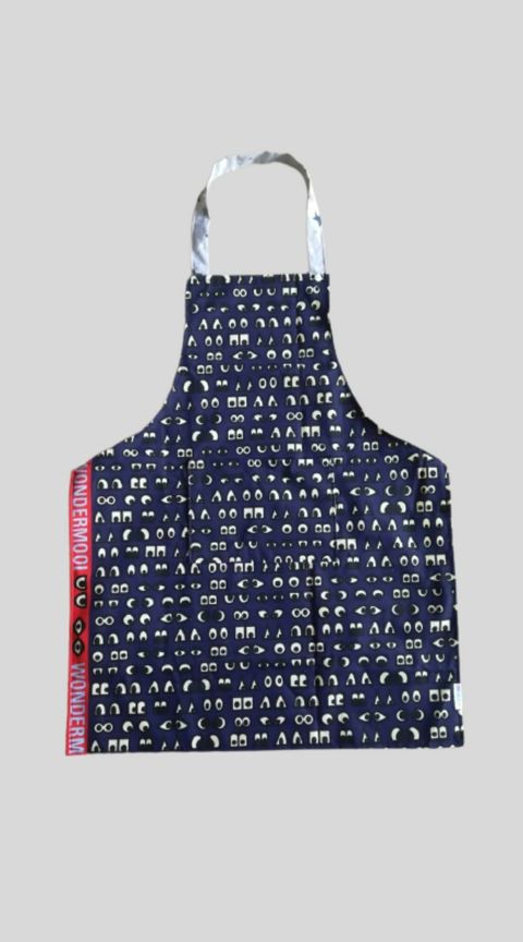 adult apron eyes .jpg