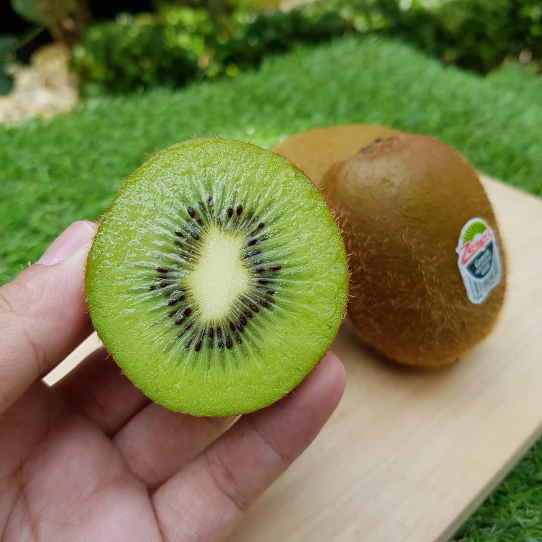 Zespri Kiwi Green New Zealand (Green) - 8pcs – FruitKiah
