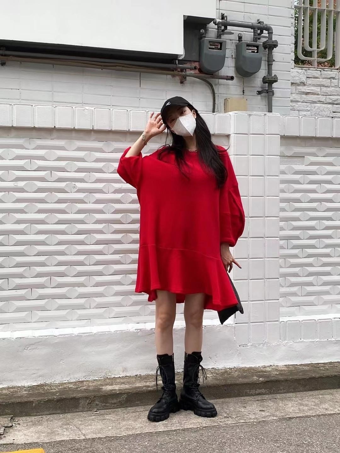 微砰砰袖氣質傘洋裝