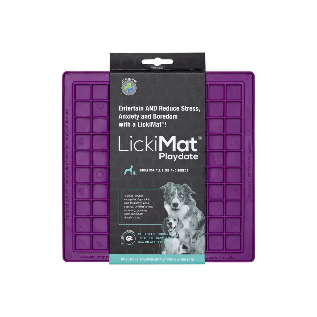 LickiMat Classic Playdate Purple 02 SG.jpg