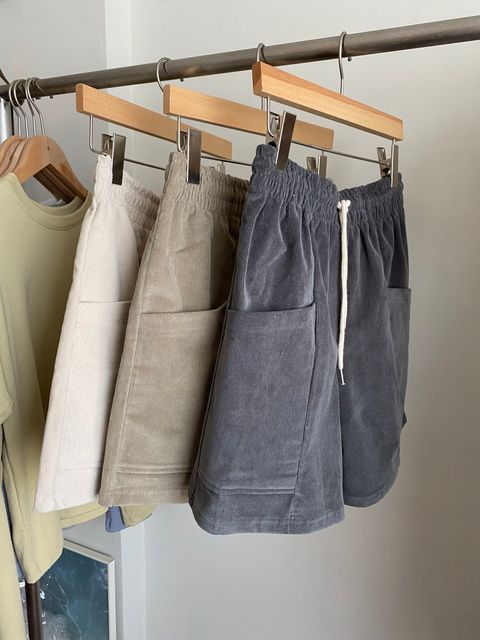 7B9AD243-F84A-427B-BFE3-8AED1EDB3F2F