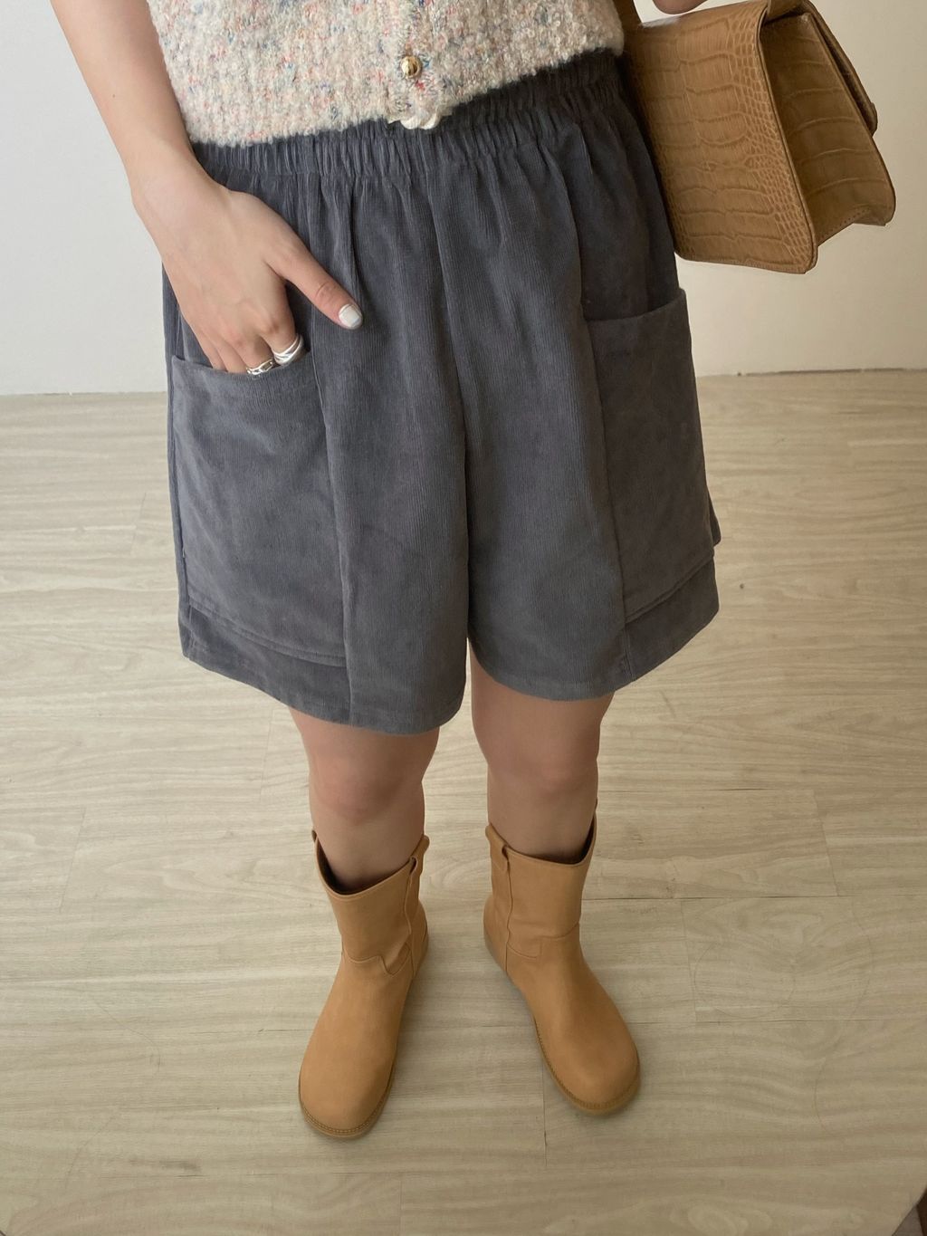 8398E3A0-9CB6-44BA-8793-37A6F23C9A0B